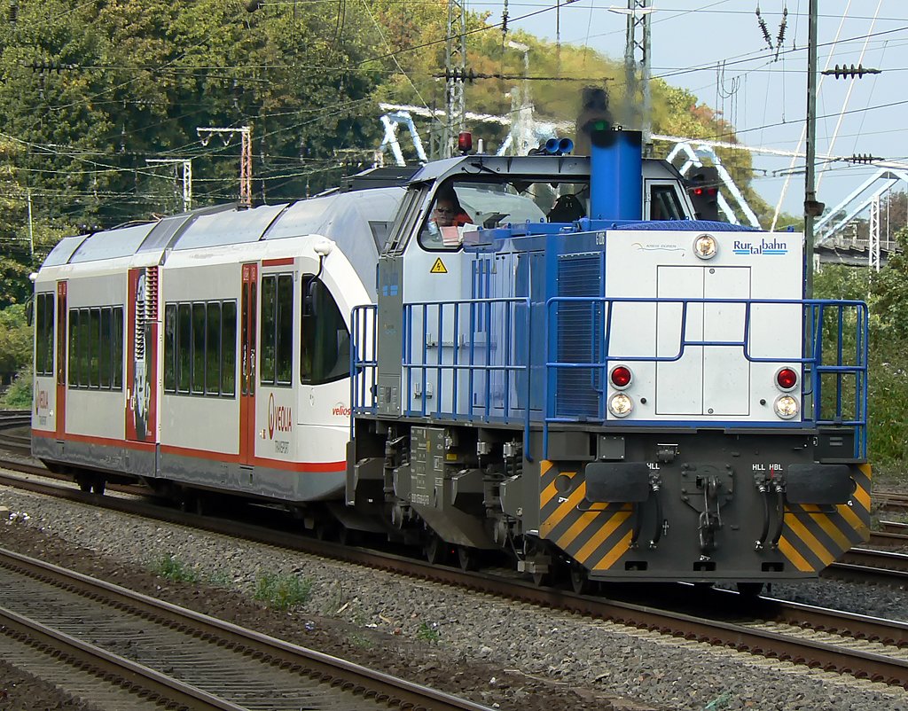 Rurtalbahn G1206 mit Veolia Triebzug am Haken in K�ln West, Sommer 2009