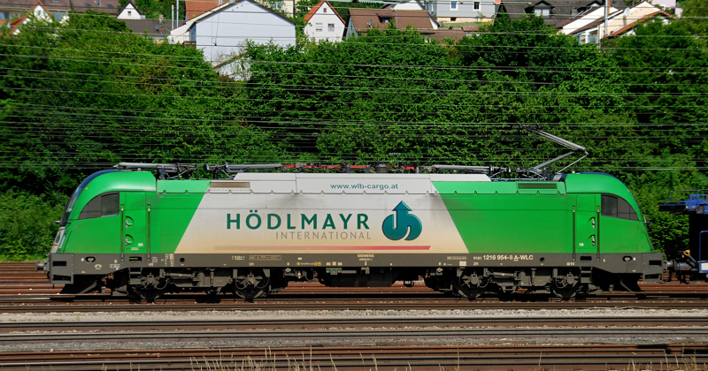 Seitenansicht 1216 954-8, H�dlmayr, aufgenommen am 08.06.13, in Treuchtlingen.
