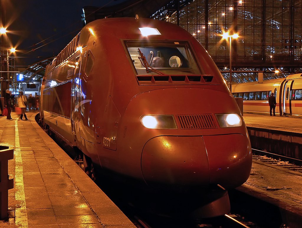 Thaly´s 4331 auf Gleis 8 in K�ln Hbf. am 02.01.2010
