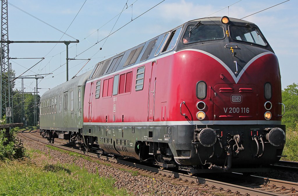 V200 116 in Porz Wahn am 01.06.2011