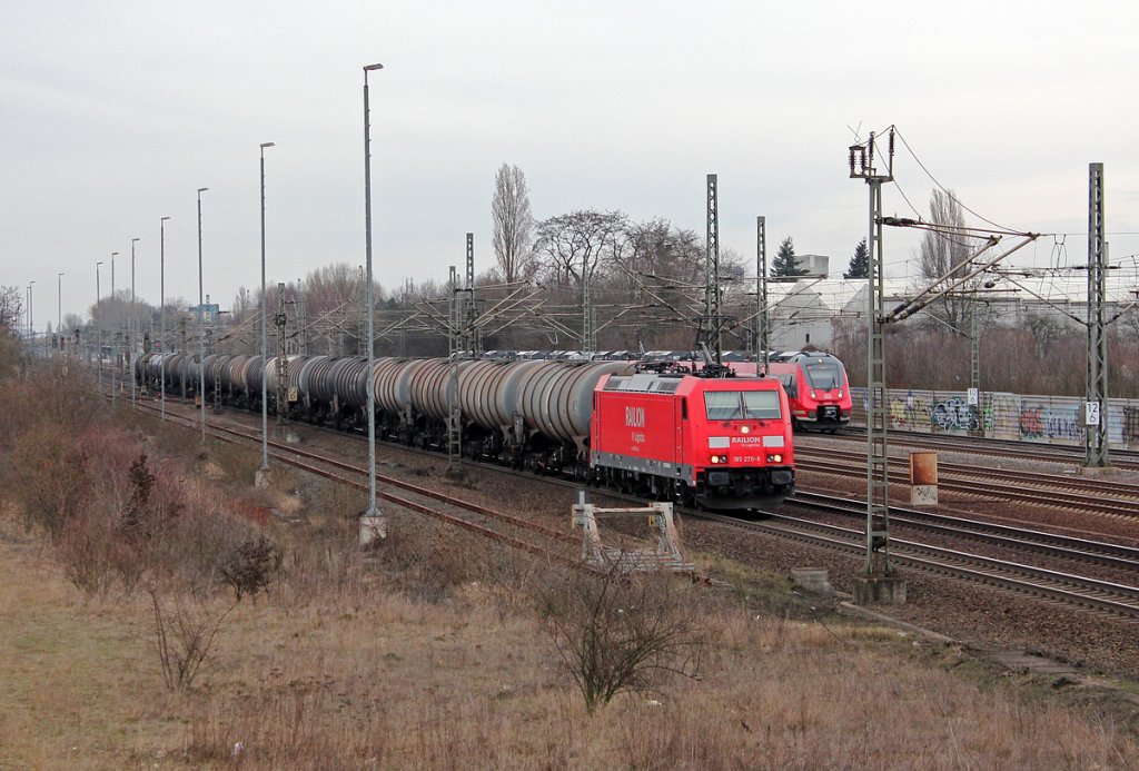 Wettrennen Teil 2 , 185.2 gegen 442 (RE9) bei Porz(Rhein) am 16.03.2013