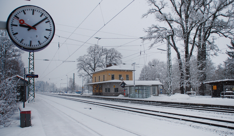 Winter im Bahnhof A�ling. Blick von S�d nach Nord. Aufgenommen am 20.02.13.
