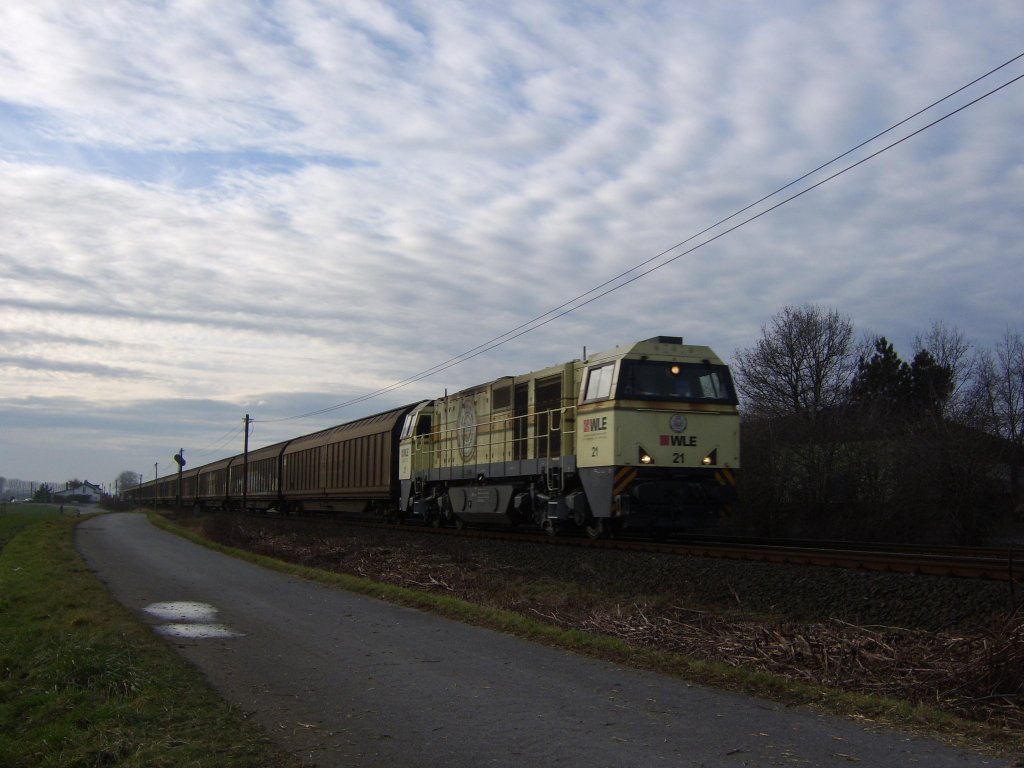 WLE 21 mit Spanplatten bei Wickede