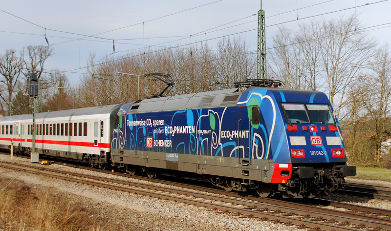 101 042-0, ECO Phant, aufgenommen am 18.03.14, in A�ling.