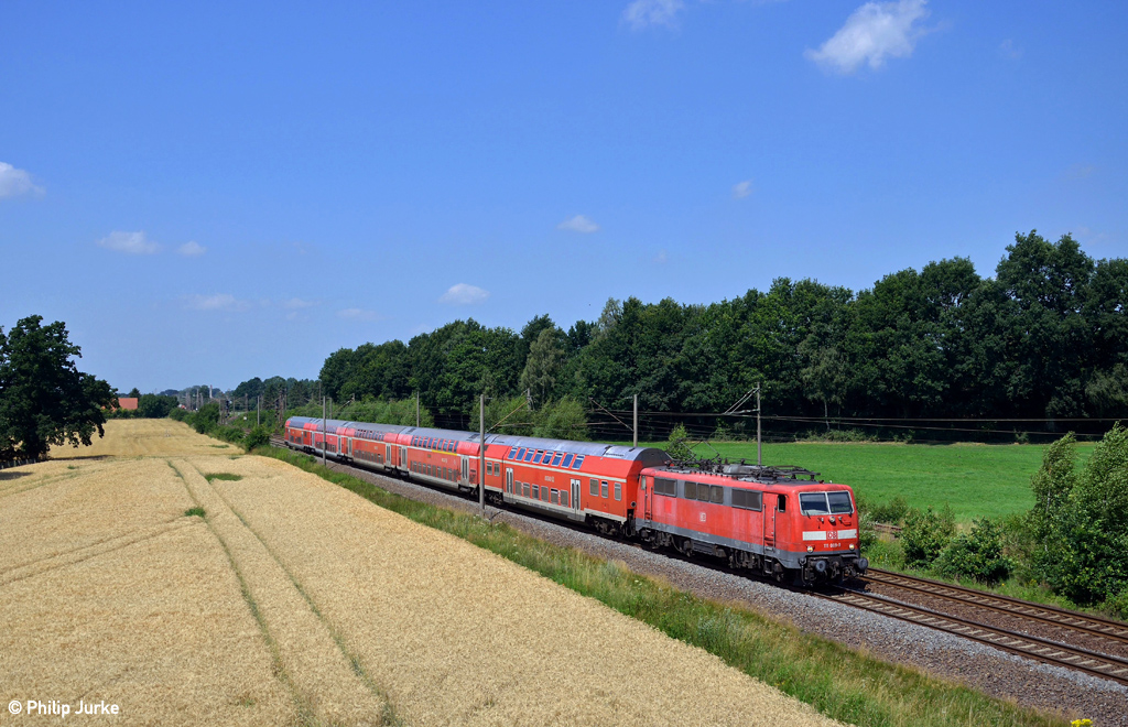 111 089-9 mit dem RE 26289 (Rheine - Braunschweig Hbf) am 17.07.2015 zwischen Ibbenbüren-Esch und Ibbenbüren.
