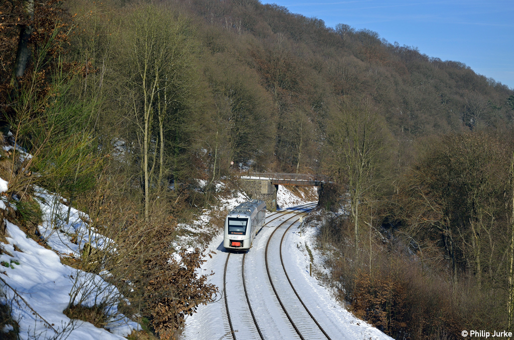 1648 004-7  VT12 1204  als ABR 29161 (Wuppertal Hbf - Remscheid Hbf) am 07.02.2015 bei Wuppertal-Hammesberg.
