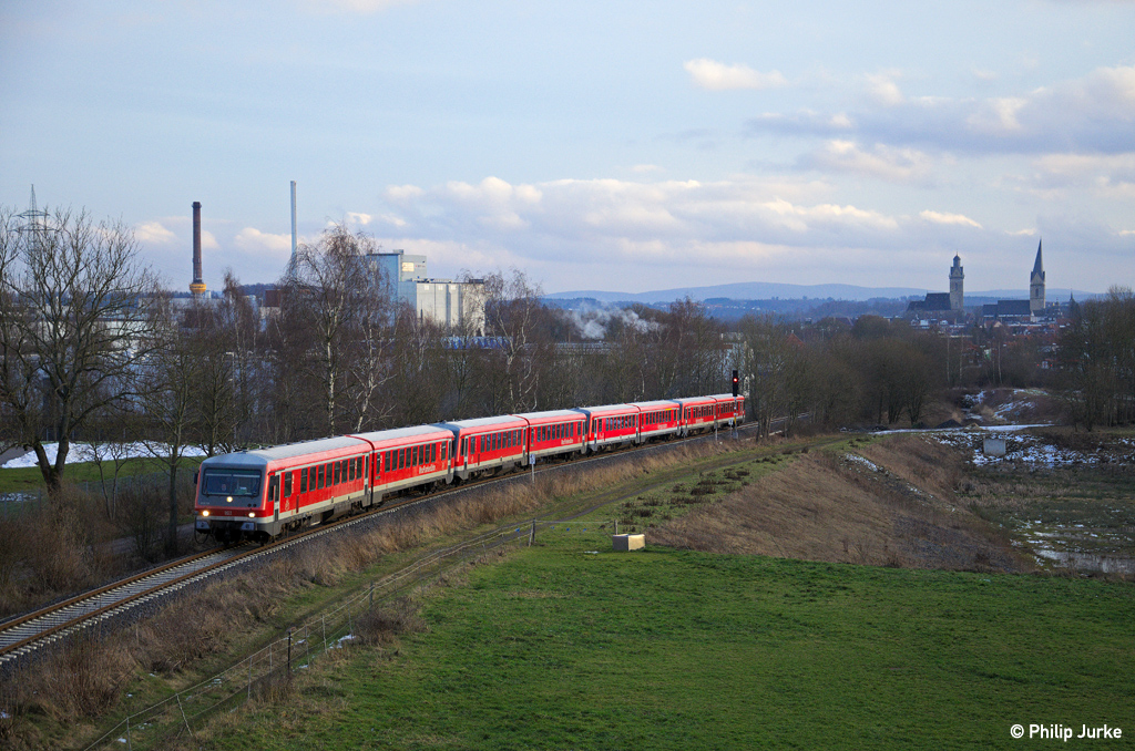 628 231-2, 628 232-0, 628 225-4 und 628 255-1 als RB 23240 (Korbach - Brilon Stadt) am 02.02.2014 bei Korbach.