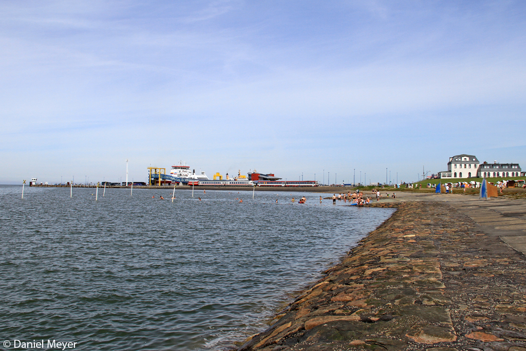 Der NEG 628 / 629 071 in Dageb�ll Mole am 22.07.2013 