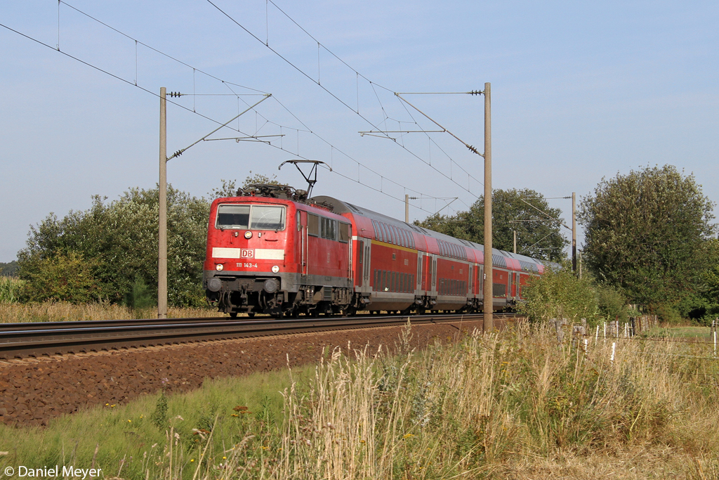 Die 111 143-4 in V�hrum am 24.08.2013