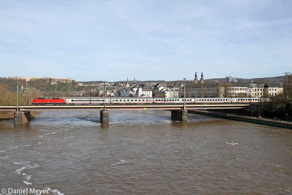 Die 120 149-0 auf der Moselbr�cke in Koblenz am 14,04,13