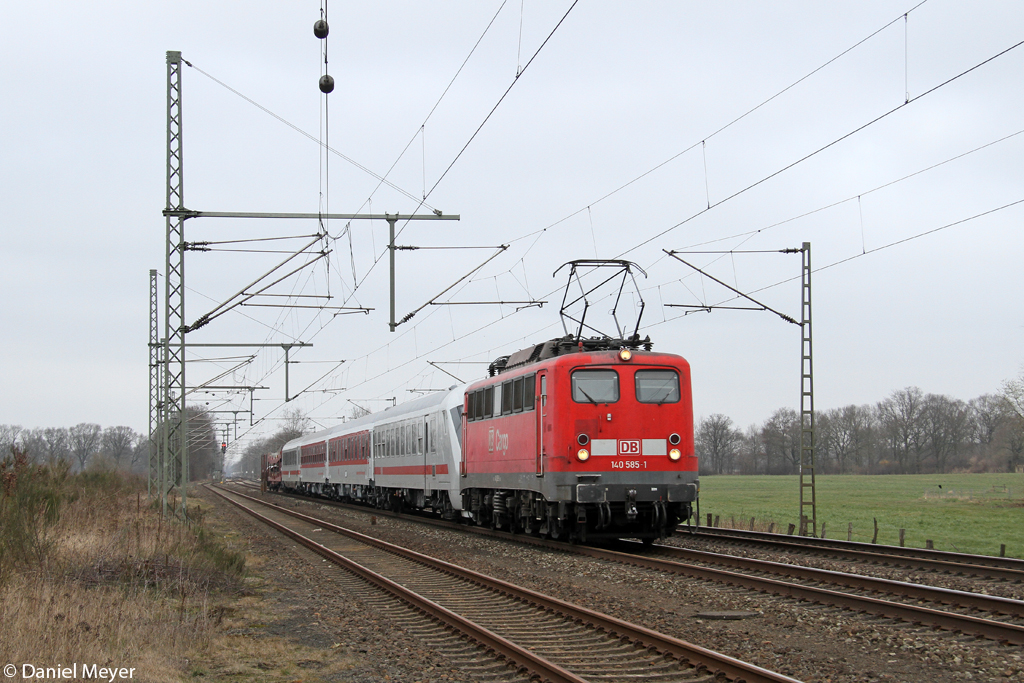 Die 140 585-1 in Wrist am 14.03.2014