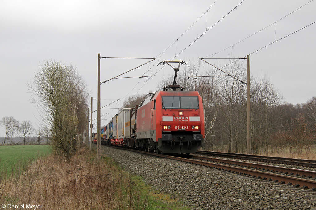 Die 152 163-2 bei Neum�nster am 19.03.2014