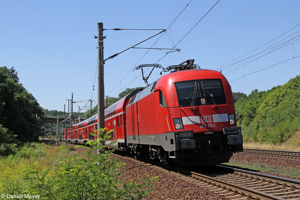 Die 182 004 in Frankfurt (Oder) Rosengarten am 02.08.2013 