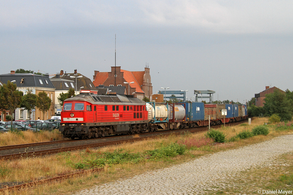Die 232 587-6 in Husum am 02.08.2014
