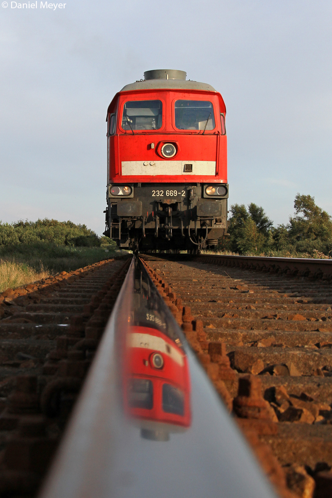 Die 232 669-2 und 232 259-2 bei einer kleinen B� St�rung in S�derl�gum am 03.08.2014