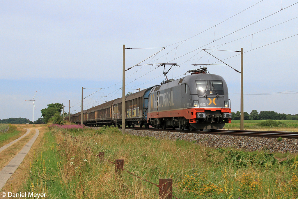 Die 242.517 bei Quarnstedt am 26.07.2013 