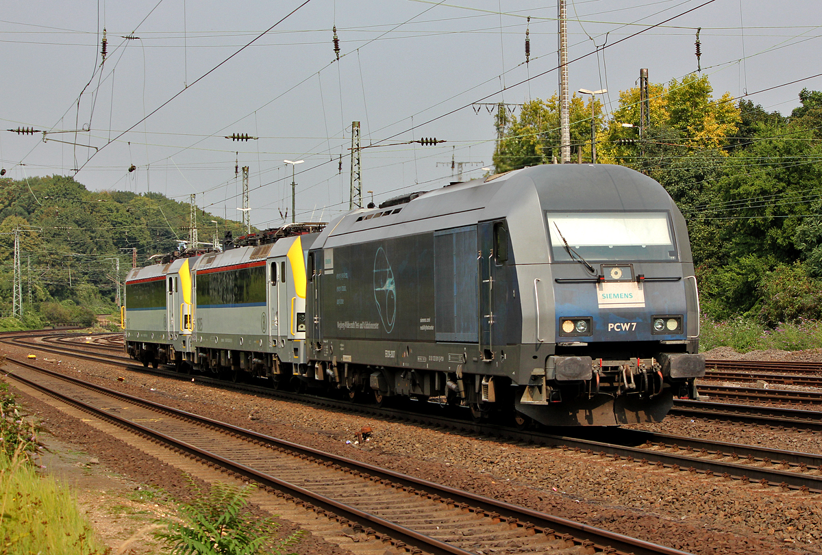 PCW 7 / ER20-2007 / 223 081-6 mit zwei belg. 18ern in K�ln West am 30.08.2013