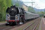 01 1533-7 der �GEG mit Sonderzug in Bonn Oberkassel am 28.05.2011