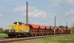 213 336-1, aufgenommen vor einem kurzen Sch�ttgutwagenzug, bei der Durchfahrt durch Gersthofen, am 05.04.11.
