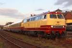 Die 218 105-5 in Frankenberg (Eder) am 24,10,10