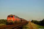 218 364-8 + 218 313-5 mit dem AS 1460 nach Westerland(Sylt) am 11.08.2012 in Klanxb�ll.