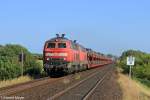 Die 218 369-7 und 218 311-9 mit dem SyltShuttle nach Westerland bei Klanxb�ll am 20.07.2013