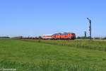 Die 218 313-5 und 218 362-2 mit dem SyltShuttle nach Nieb�ll in Lehnshallig am 21.07.2013