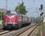 V200 033 der Hammer Eisenbahnfreunde am 21.5.2011 durch Bad H�nningen.