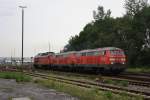 225 017 am 02.08.2010 im Bahnhof von M�hldorf.