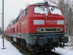 225 040-5 , leicht eingeschneit in K�ln Gremberg am 12.01.2010
