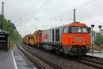 272 205-4 der RTS mit Bauzug bei der Durchfahrt durch Rh�ndorf am 06.05.2012