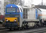 Eine Vossloh G2000BB mit Kesselzug in K�ln West am 18.3.2010