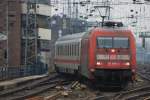 101 088 neigt sich am 28.02.2011 �ber die Wiechenstra�e von K�ln Hbf