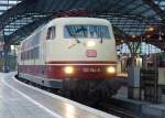 103-184-8  mit einem TEE-Sonderzug am 17.10.2010 in K�ln Hbf