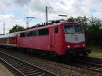 111 072 mit RB nach Dinkelscherben in Augsburg-Oberhausen(09.07.2004)