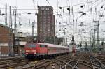 111 124-4 mit der RB 11112 von K�ln nach Wuppertal-Vohwinkel am 14.04.2013 bei der Einfahrt in den K�lner Hbf.
