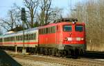 115 198-4, aufgenommen am 27.02.10, bei der Durchfahrt durch A�ling, Strecke M�nchen-Rosenheim.