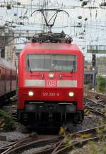 120 206-8 am RE9 in K�ln Hbf am 18.09.2011