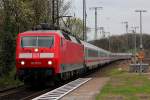 120 137-5 mit IC in K�ln West am 31.03.2012