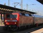 Zum Abschluss nochmal die 120 120-1 mit einem Sandwich IC in Richtung Berlin oder Hamburg am Morgen des 04.06.2010 im Frankfurter Hbf.