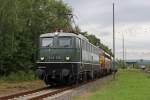 Die E40 128 mit CFL 1604+ Wagen um dann via DB Museum Koblenz nach Neum�nster zum 150 Jahre AW Neum�nster Fest zu fahren , hier in Igel am 16,06,11