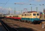 140 423-5 mit Sonderzug in K�ln Messe/Deutz am 06.11.2012