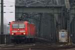 143 298 kommt mit Ihrem X-Wagenzug am 28.02.2011 �ber die Hohenzoller Br�cke