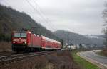 143 194-9 mit der RB 12572 von Koblenz nach K�ln am 17.03.2013 bei Erpel(Rhein).