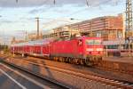 143 835-7 am RB27 in K�ln Messe/Deutz am Abend des 31.07.2013, man beachte den Tf ;-)