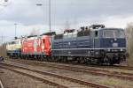 Die 217 014-0 schiebt 181 206-4 und 185 142-7 ins Museum zur�ck am 03,04,10