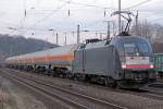 ES 64 U2-032 / 182 532 mit Kesselzug in K�ln West am 21.02.2011