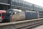 ES64U2-027(182 527)der Wiener Lokalbahn AG in Augsburg HBF