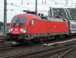 182 007-5 in K�ln Hbf.