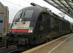 ES 64 U2-074 / 182 574 am IC1800 in K�ln Hbf.